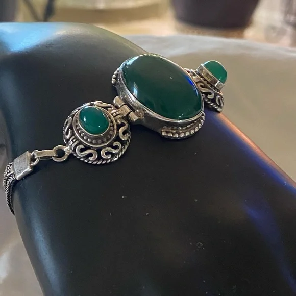 GREEN GEM SS TOGGLE BRACELET - Picture 2 of 7